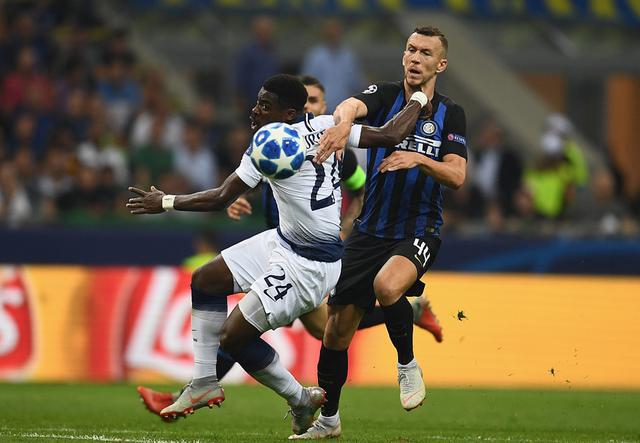 篮球运动发 篮球运动发