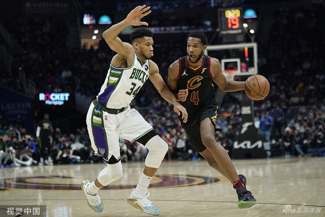 不再只是依 不再只是依