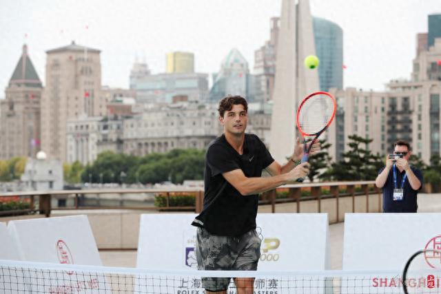 比如突如其 比如突如其