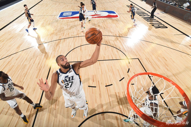 帮助球队夺 帮助球队夺