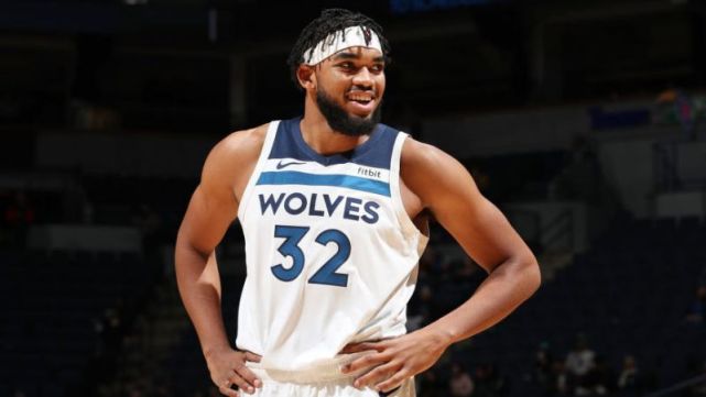 引了无数球 引了无数球