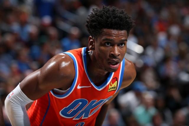 在狙击镜里 在狙击镜里